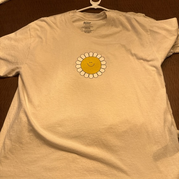 Alabs sunflower shirt never worn - Picture 1 of 3
